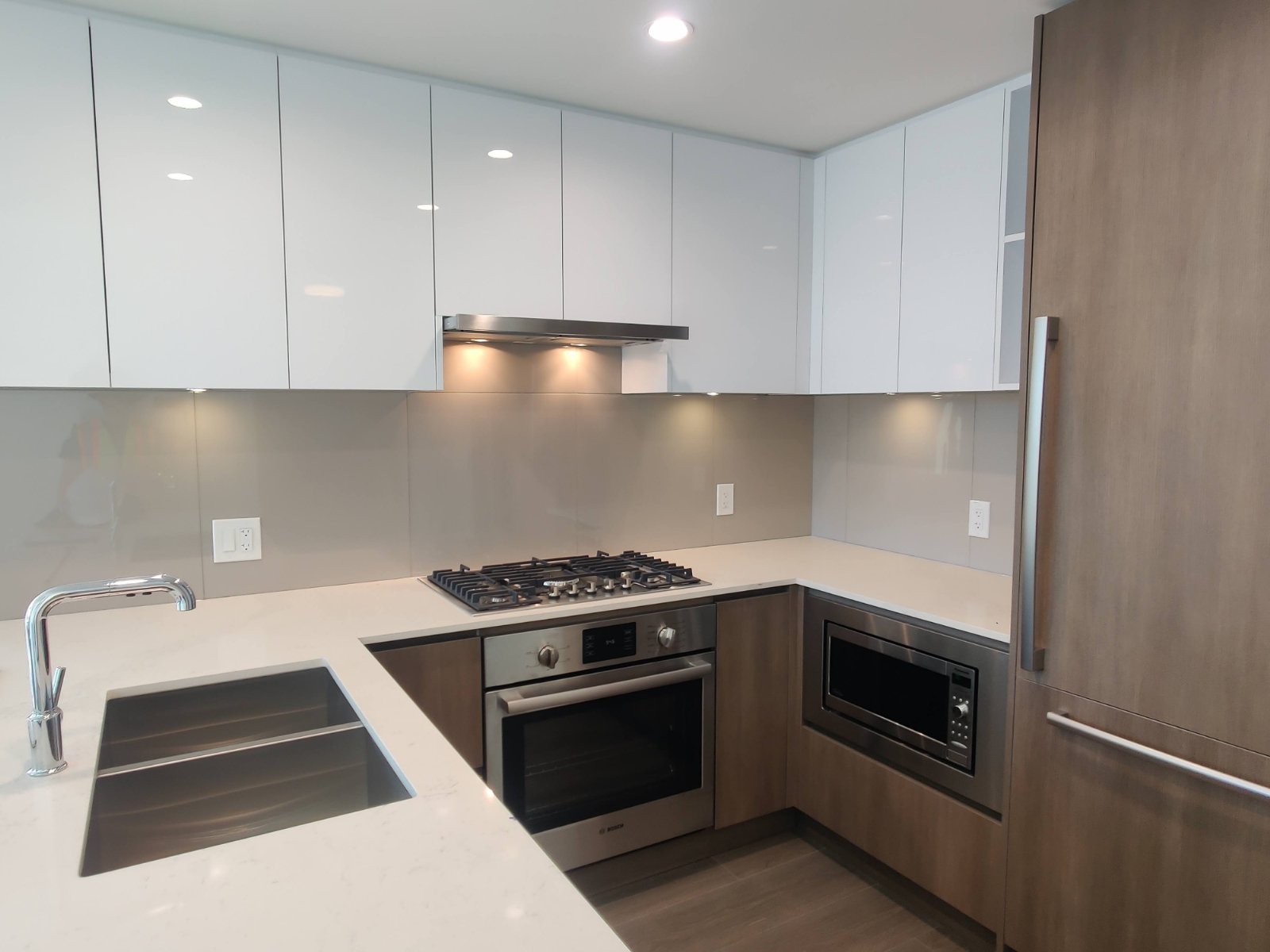 Room in Apartment for Rent - 618 Carnarvon St, New Westminster, BC 5