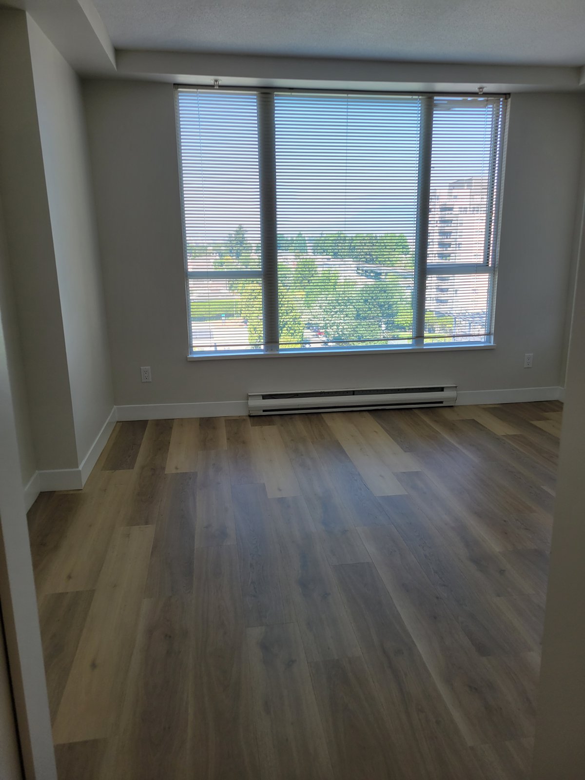 Studio Apartment for Rent - 3433 Crowley Dr, Vancouver, BC 5