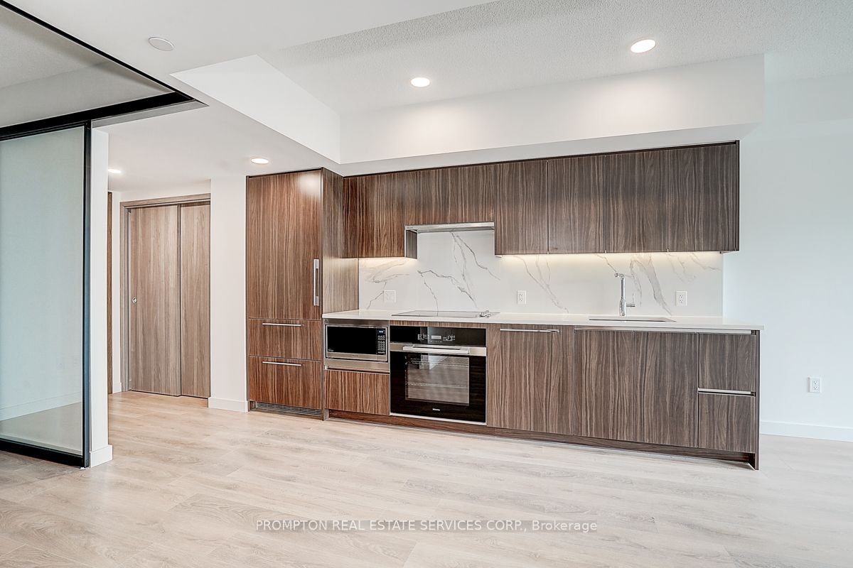 3 Bedroom Apartment for Rent - 3 Concord Cityplace Way, Toronto, ON 3
