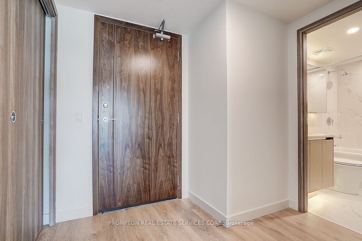 3 Bedroom Apartment for Rent - 3 Concord Cityplace Way, Toronto, ON 3