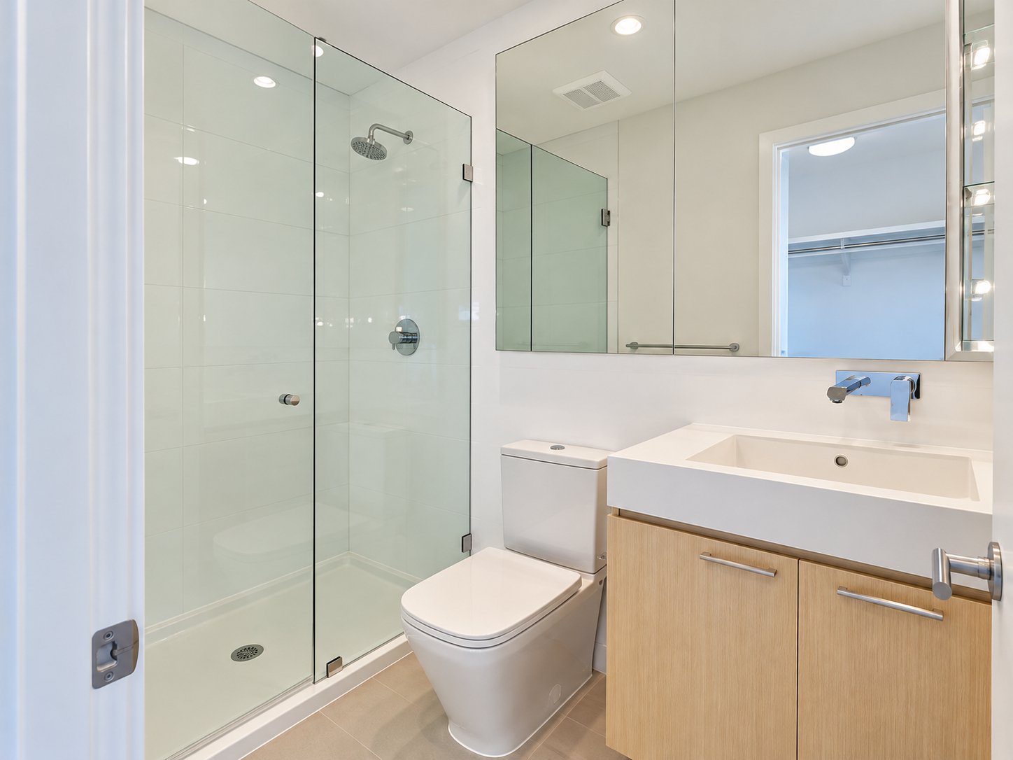 2 Bedroom Apartment for Rent - 1955 Alpha Way, Burnaby, BC 4