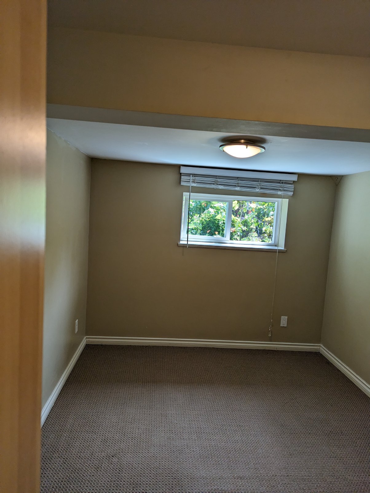 3 Bedroom Private Suite for Rent - W 12th Ave, Vancouver, BC 5