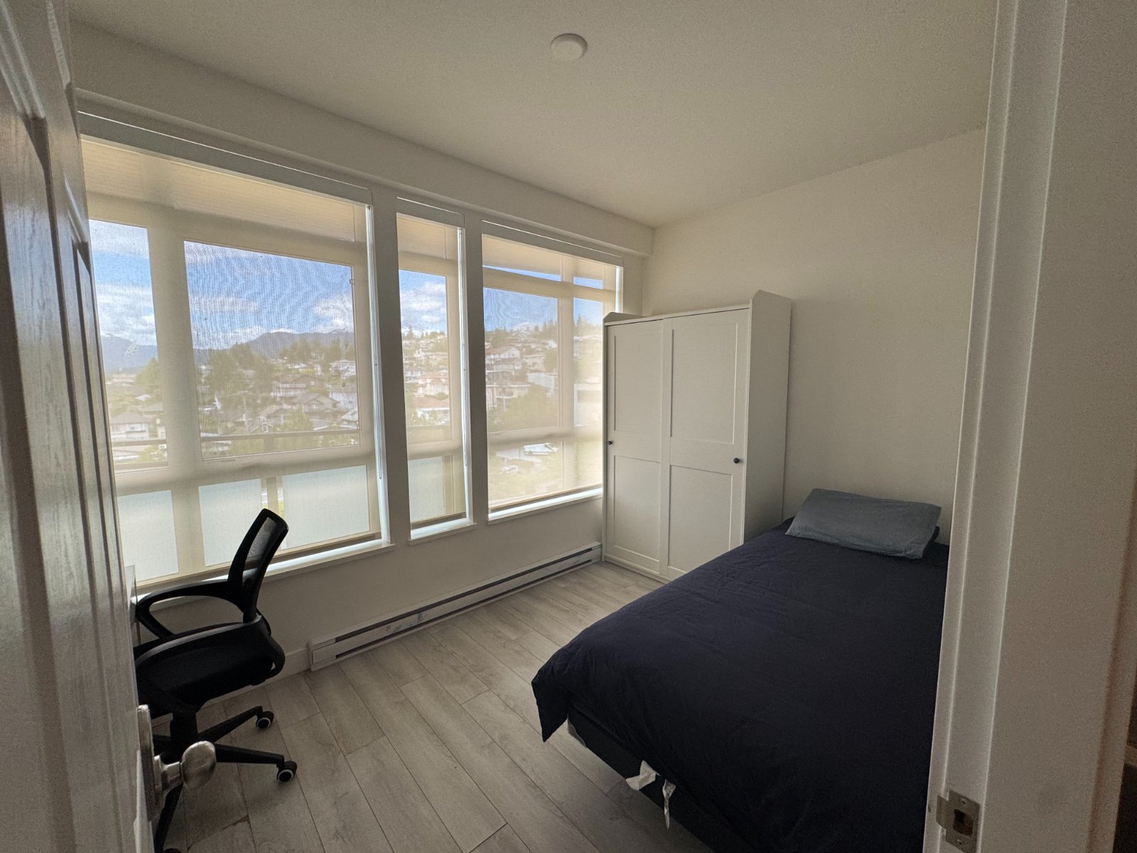 Room in Apartment for Rent - 438 Gamma Ave, Burnaby, BC 2
