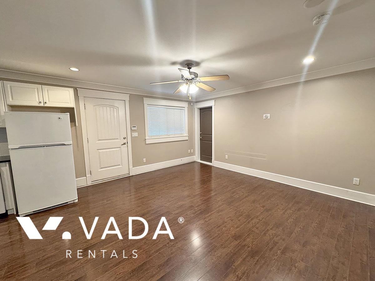 2 Bedroom Private Suite for Rent - 932 Chestnut Street, New Westminster, BC 3