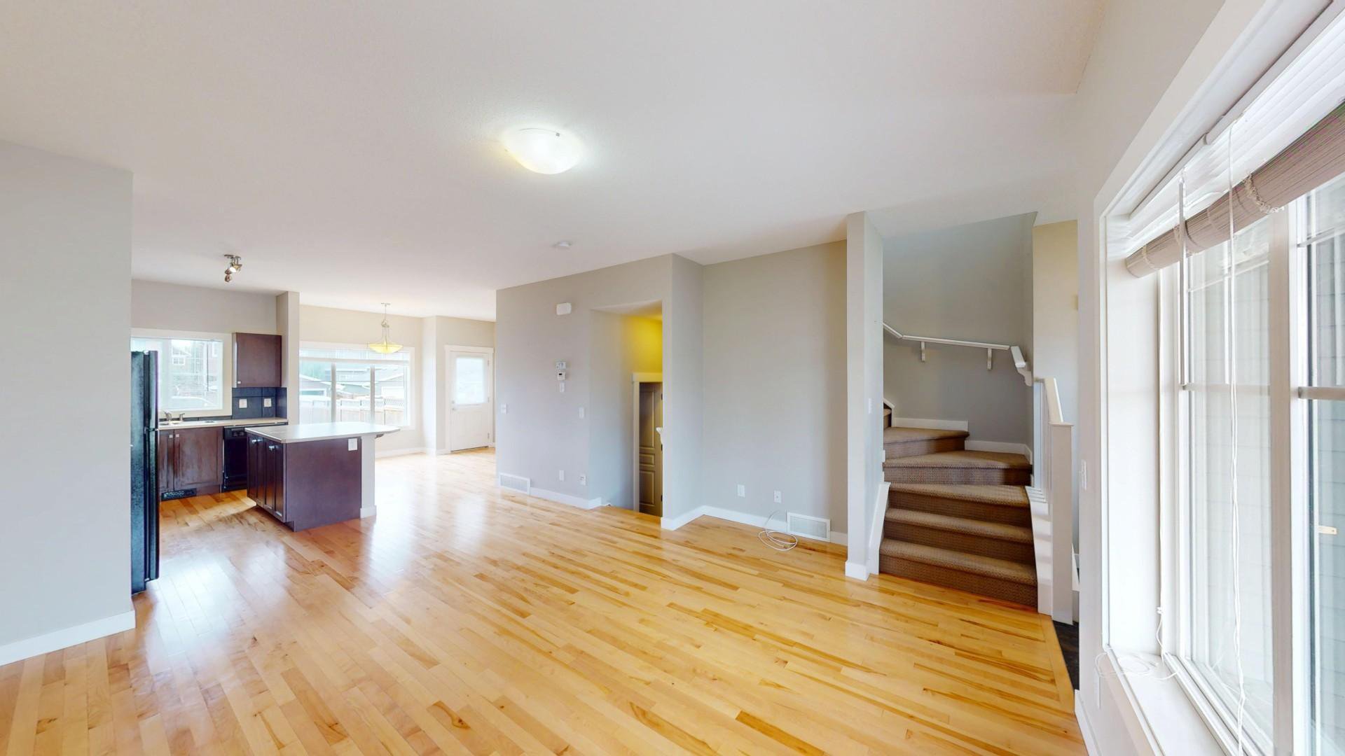 3 Bedroom House for Rent - 75 Royal Oak Drive NW, Calgary, AB 5