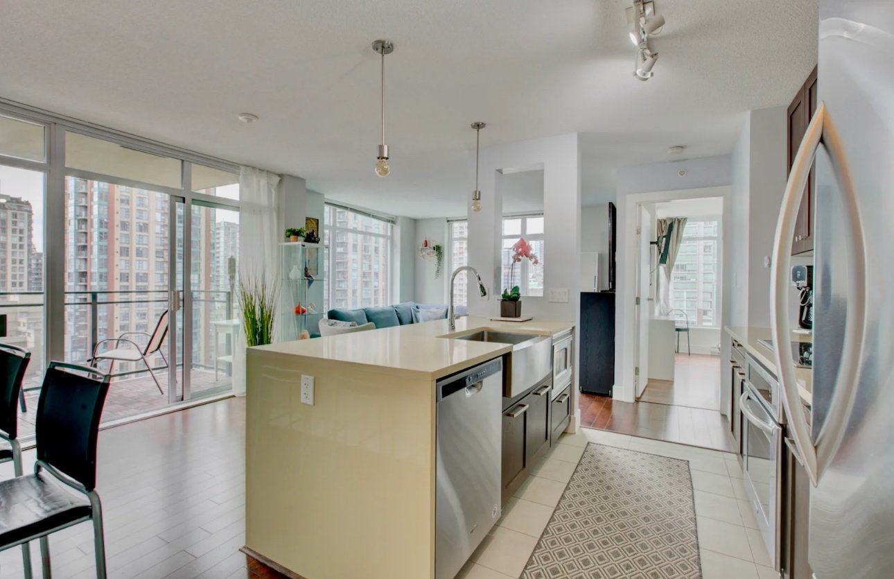 2 Bedroom Apartment for Rent - 888 Homer St, Vancouver, BC 4