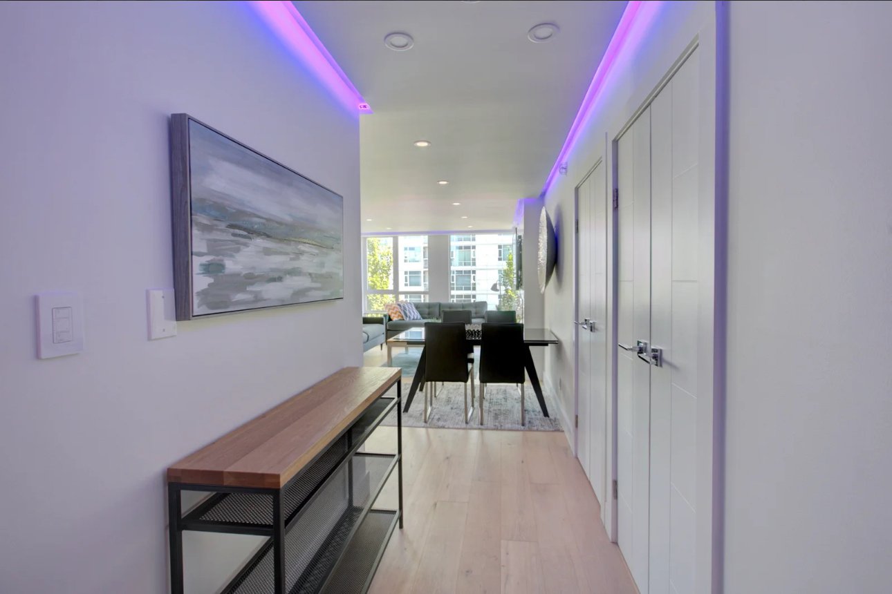 2 Bedroom Apartment for Rent - 1201 Marinaside Cres, Vancouver, BC 2