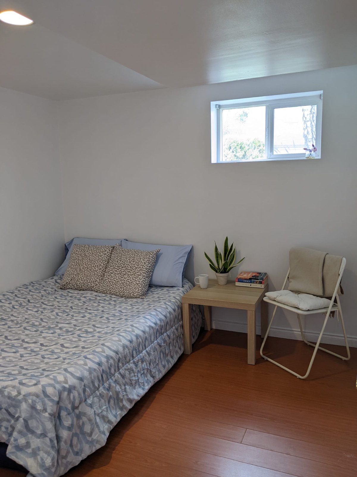 3 Bedroom House for Rent - W Broadway, Vancouver, BC 2