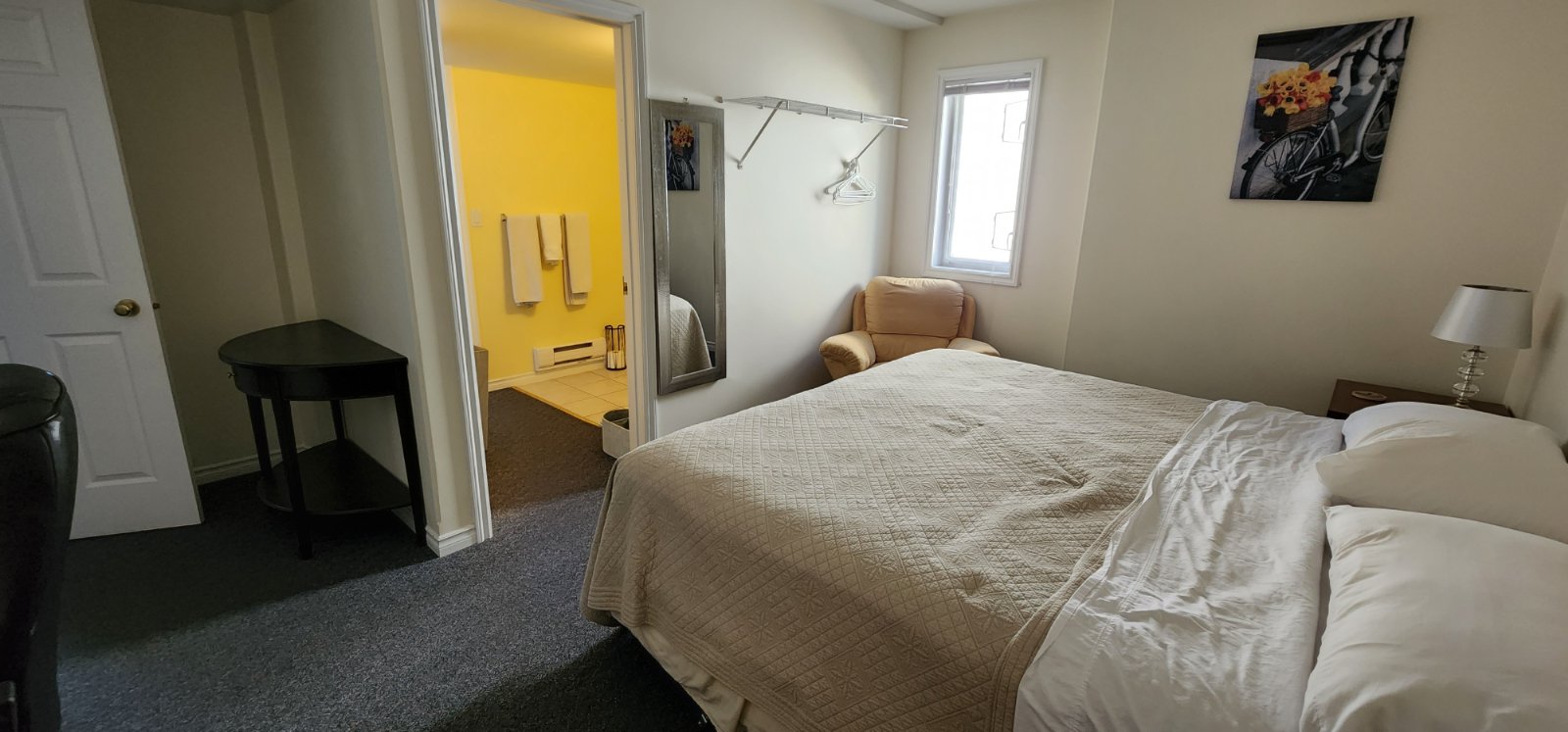 Room in House for Rent - Ackerman Ct, Kelowna, BC 2