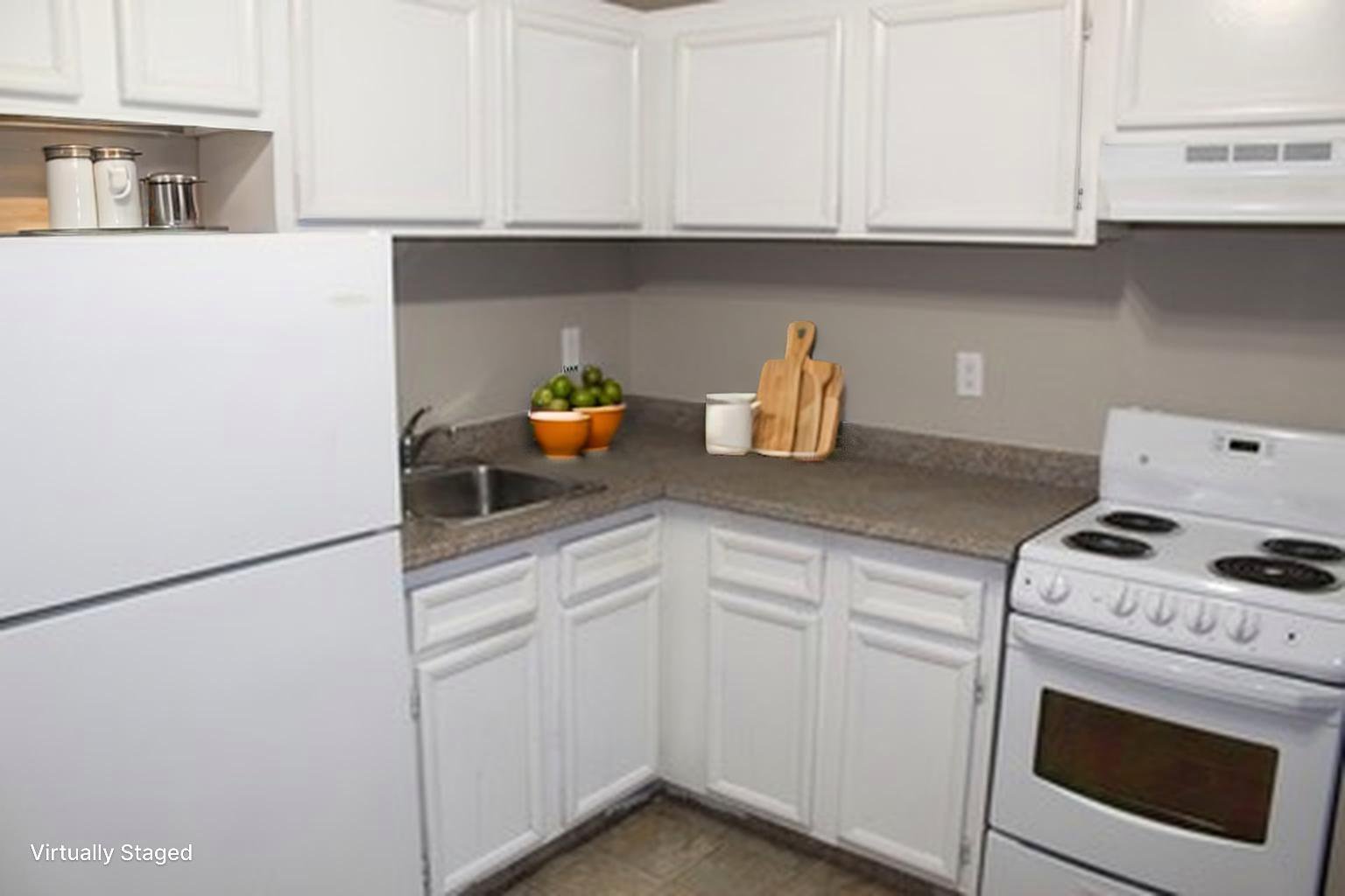 2 Bedroom Apartment for Rent - 14 Assiniboine Drive, Saskatoon, SK 3
