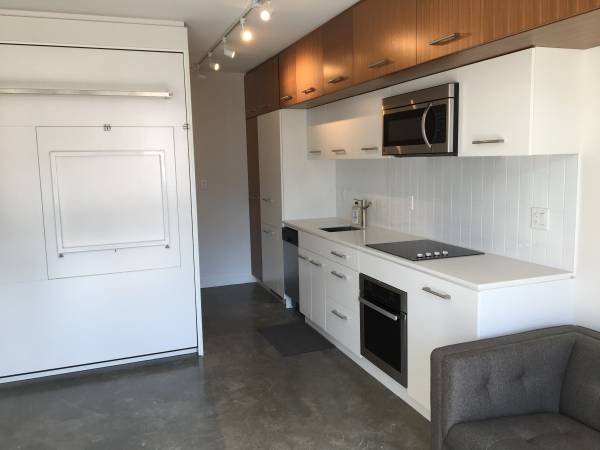 Studio Apartment for Rent - 245 E Georgia St, Vancouver, BC 4