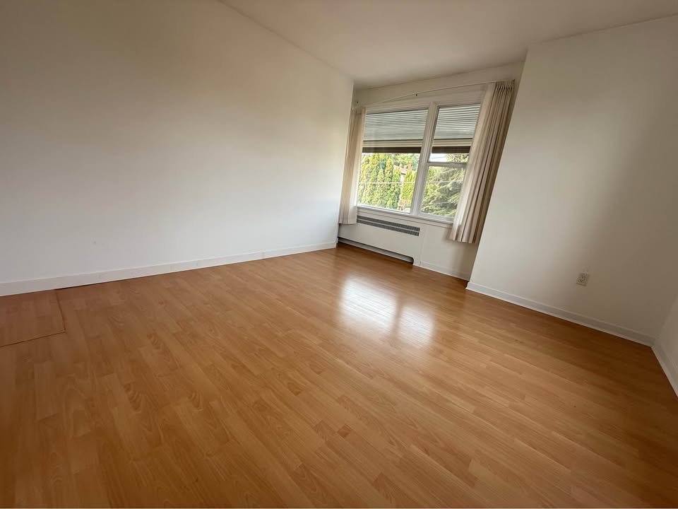 Room in Apartment for Rent - 3263 Oak St, Vancouver, BC 4