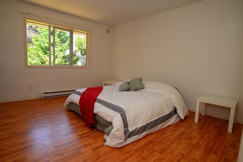 3 Bedroom Garden Suite for Rent - 877 Admirals Rd, Esquimalt, BC 3