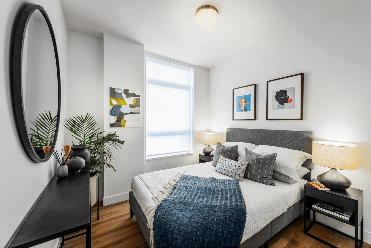 2 Bedroom Apartment for Rent - 825 Nicola St, Vancouver, BC 2