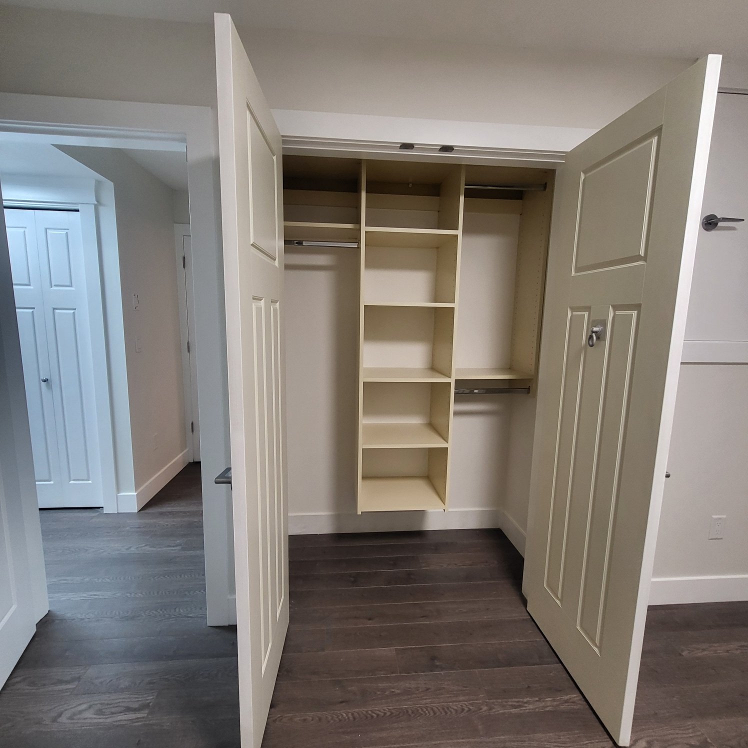 2 Bedroom Basement Suite for Rent - 1817 McSpadden Ave, Vancouver, BC 4