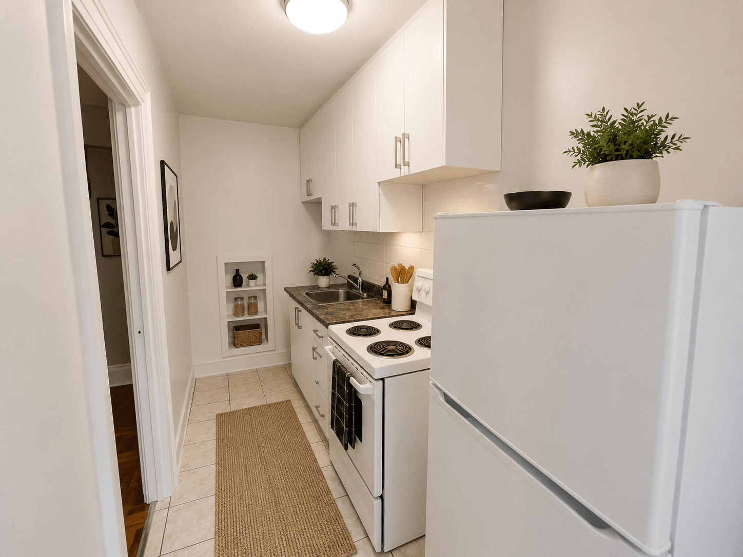 Studio Apartment for Rent - 433 Sherbourne Street, Toronto, ON 2