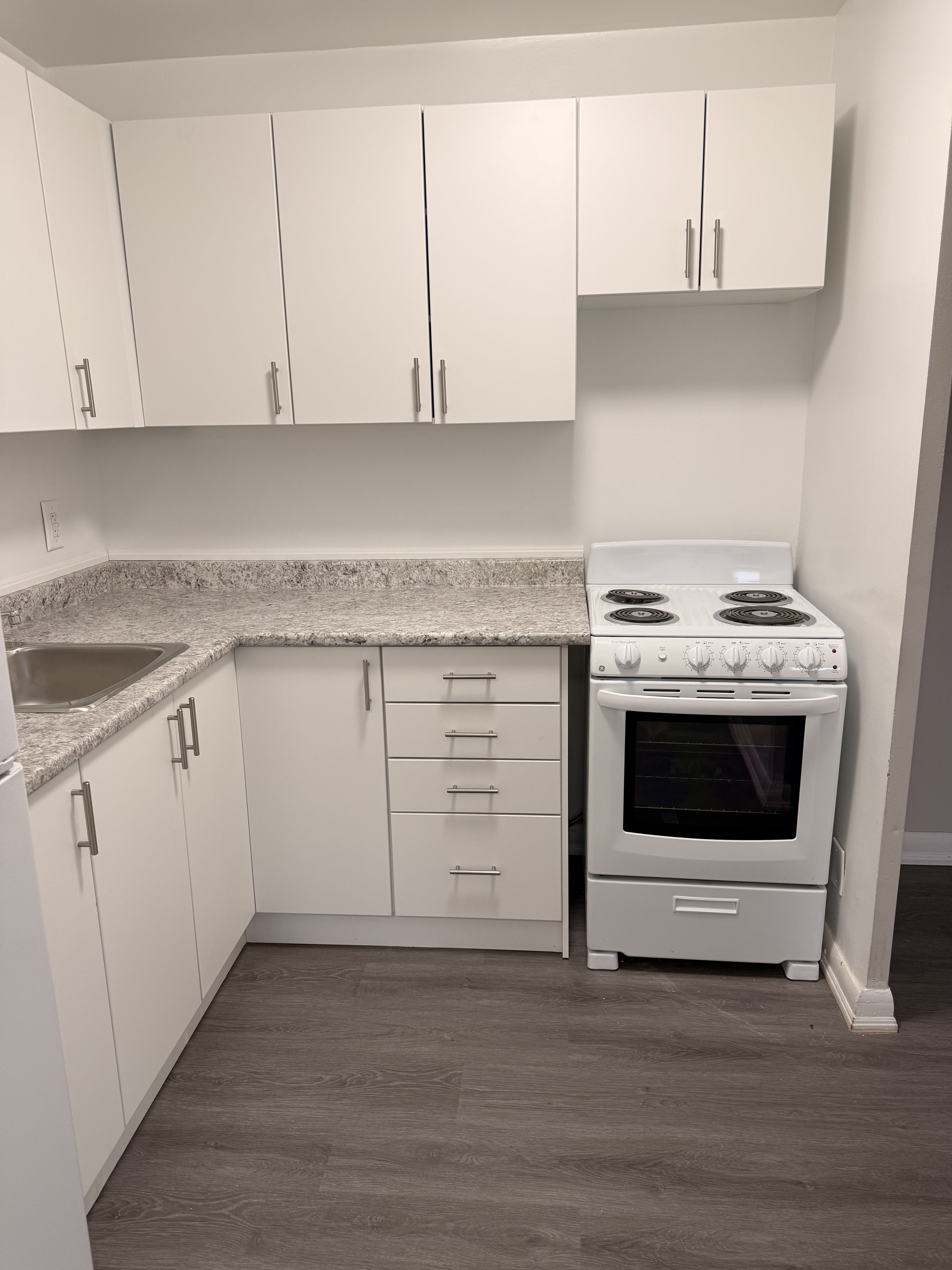 2 Bedroom Apartment for Rent - 921 Wilson Avenue, Toronto, ON 2