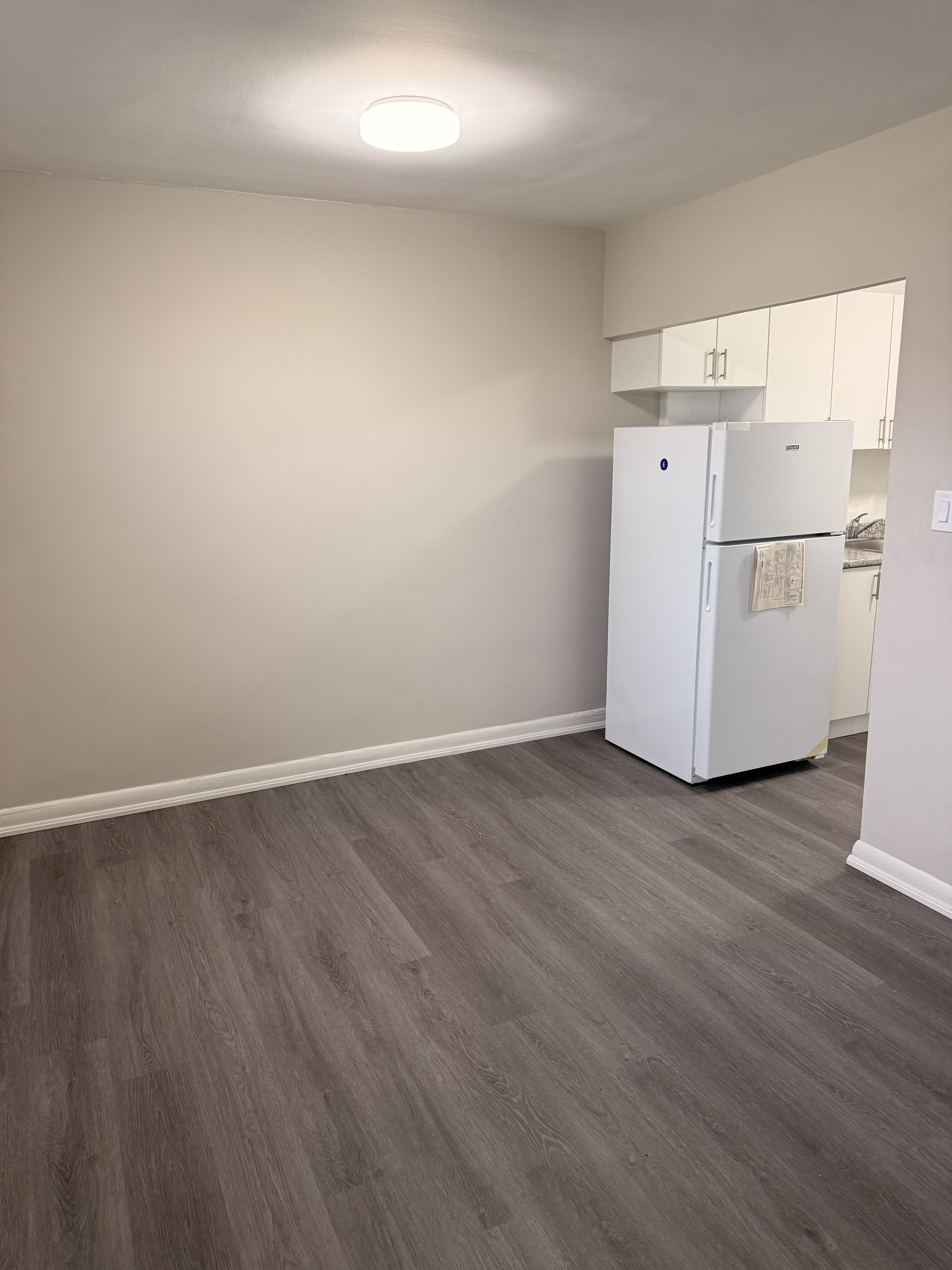 2 Bedroom Apartment for Rent - 921 Wilson Avenue, Toronto, ON 4