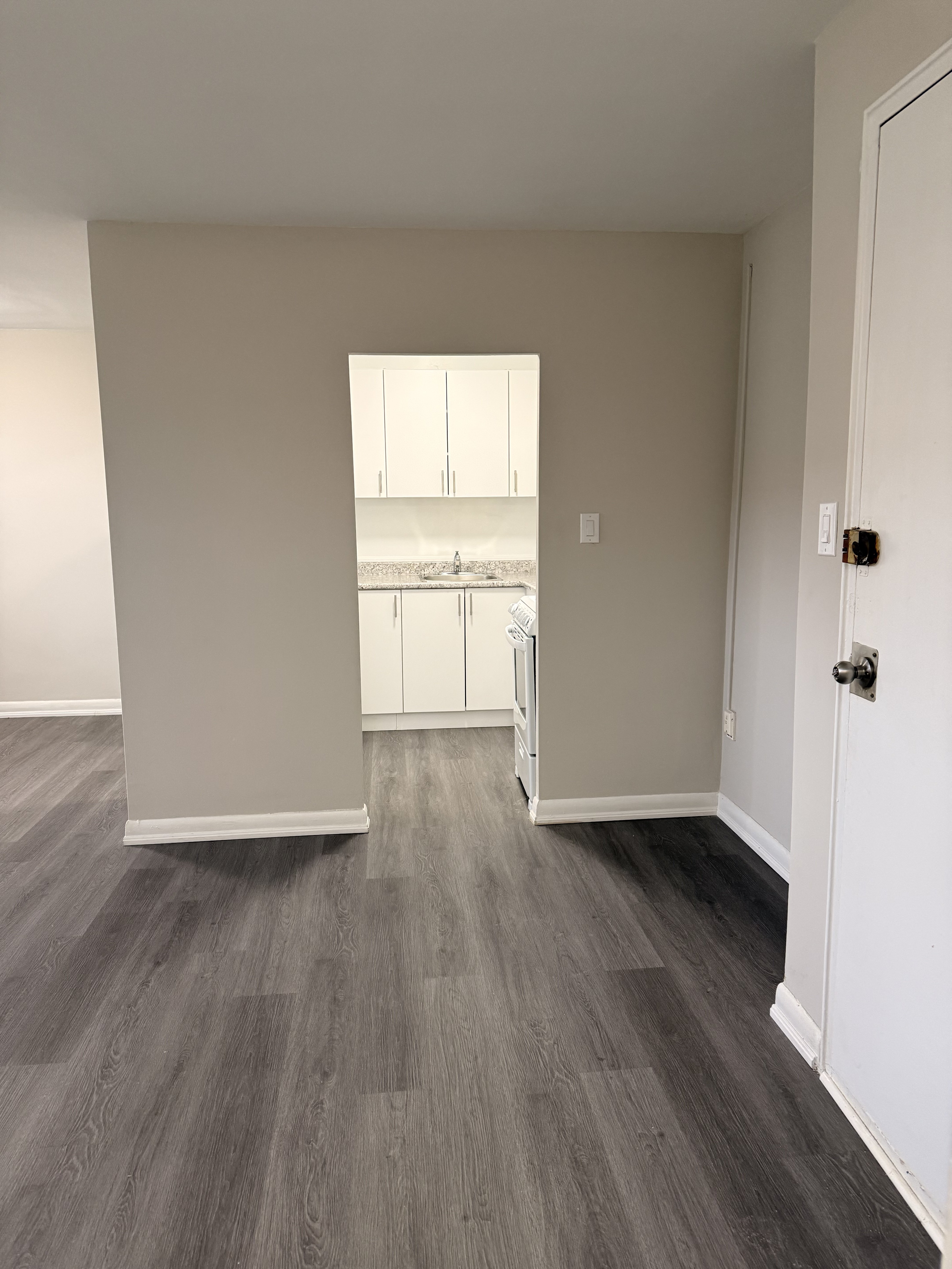 2 Bedroom Apartment for Rent - 921 Wilson Avenue, Toronto, ON 5