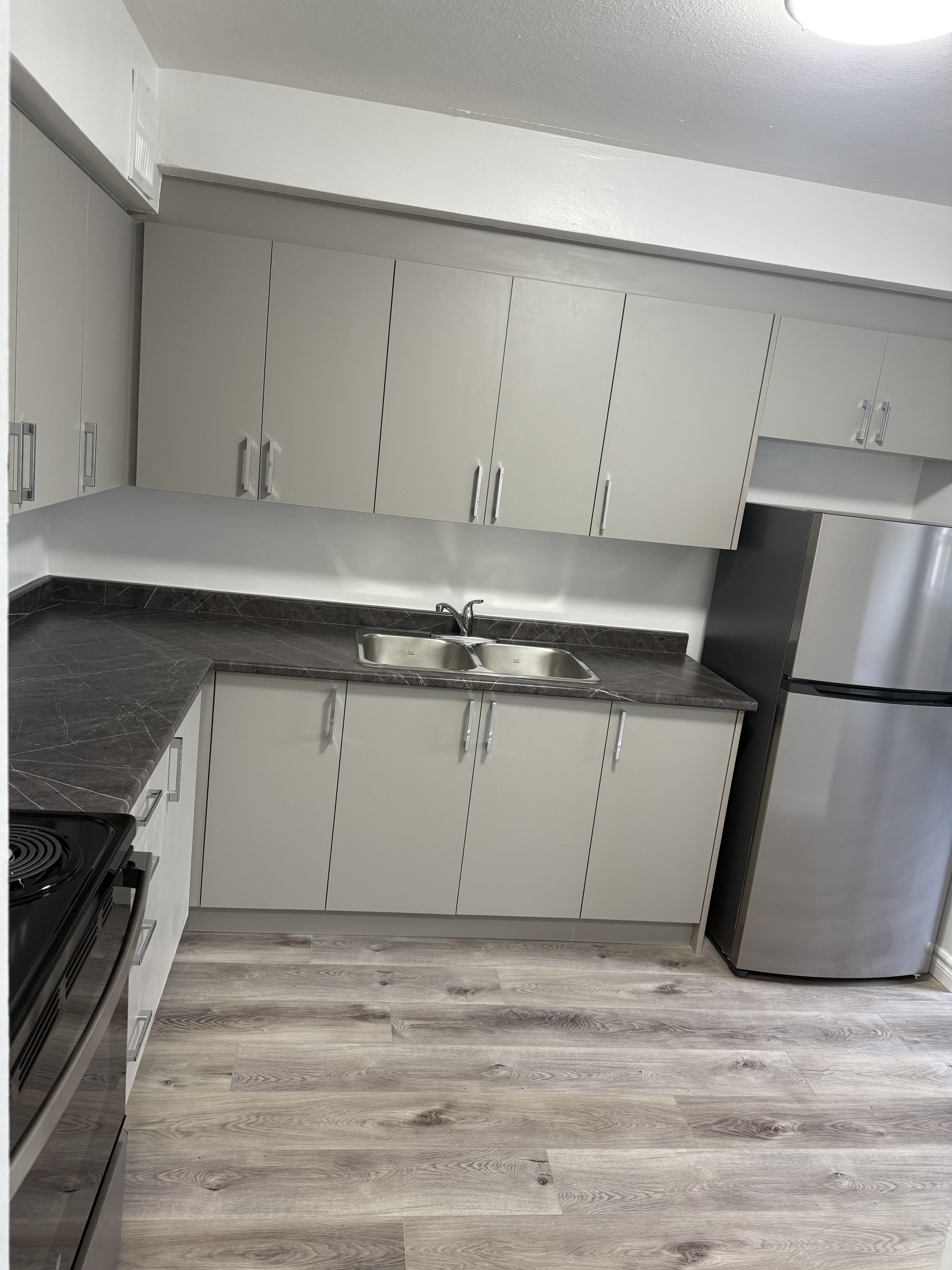 2 Bedroom Apartment for Rent - 2808 Keele Street, Toronto, ON 3