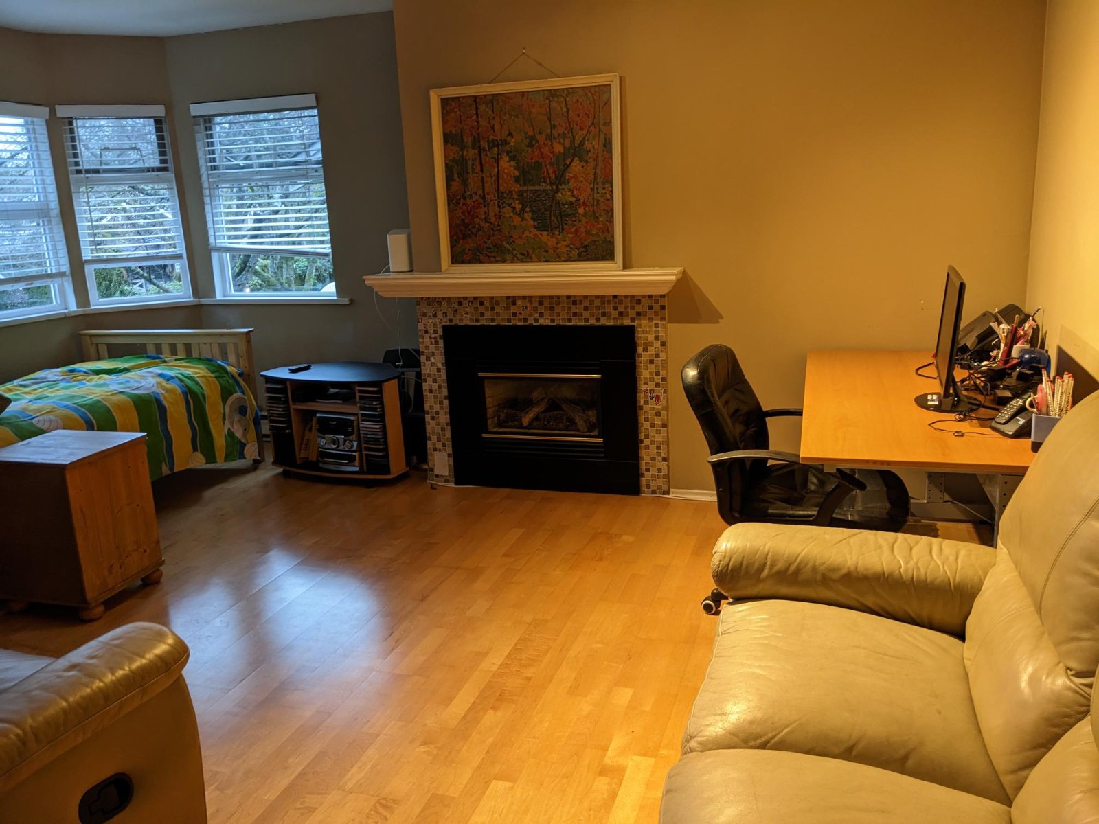 Room in House for Rent - 1988 W 14th Ave, Vancouver, BC 2