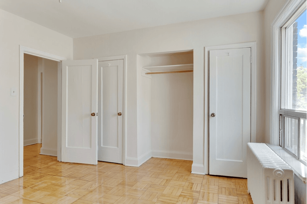 Studio Apartment for Rent - 2356 Eglinton Avenue East, Toronto, ON 5