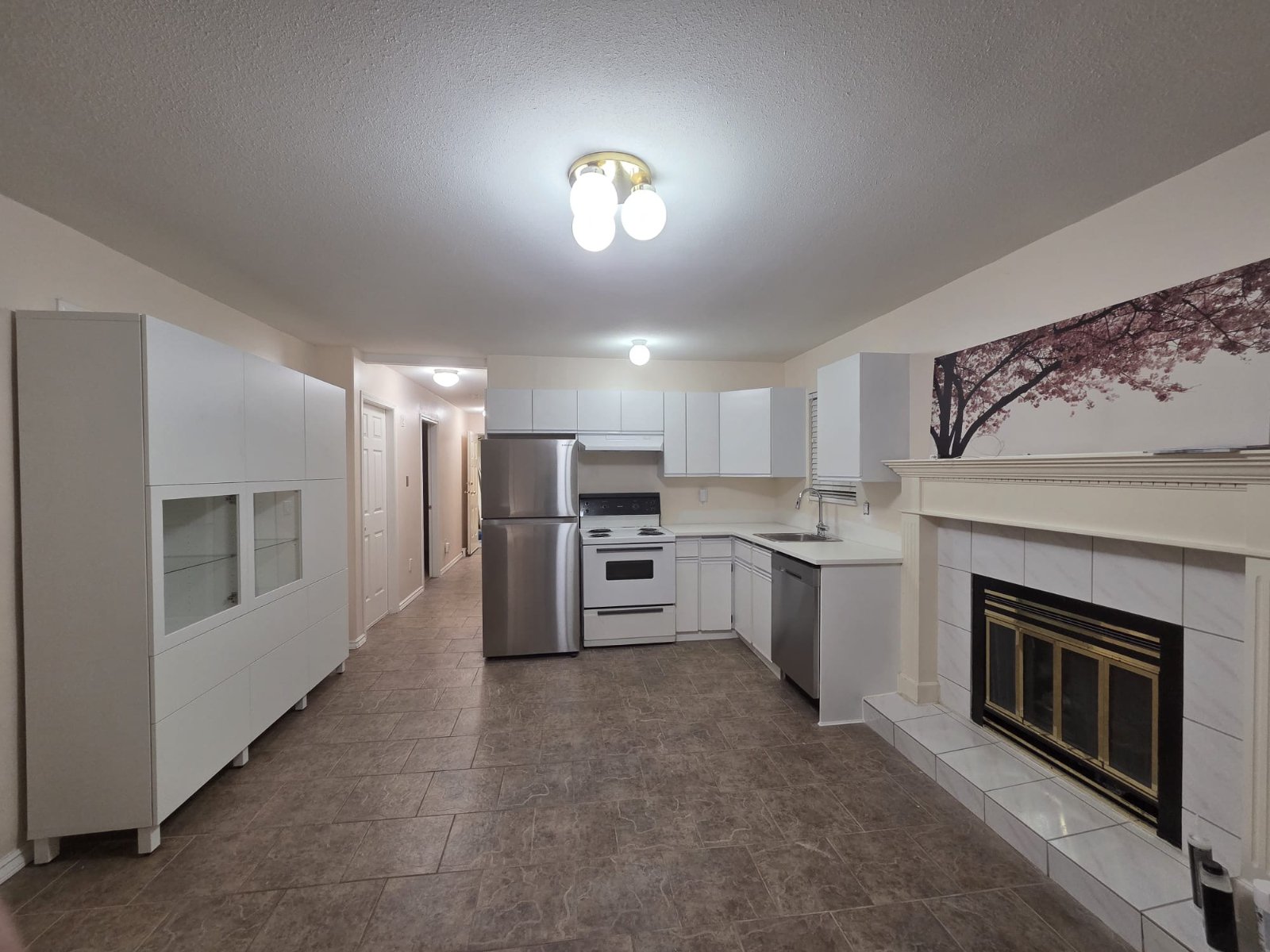 2 Bedroom Garden Suite for Rent - 4998 Dominion St, Burnaby, BC 2