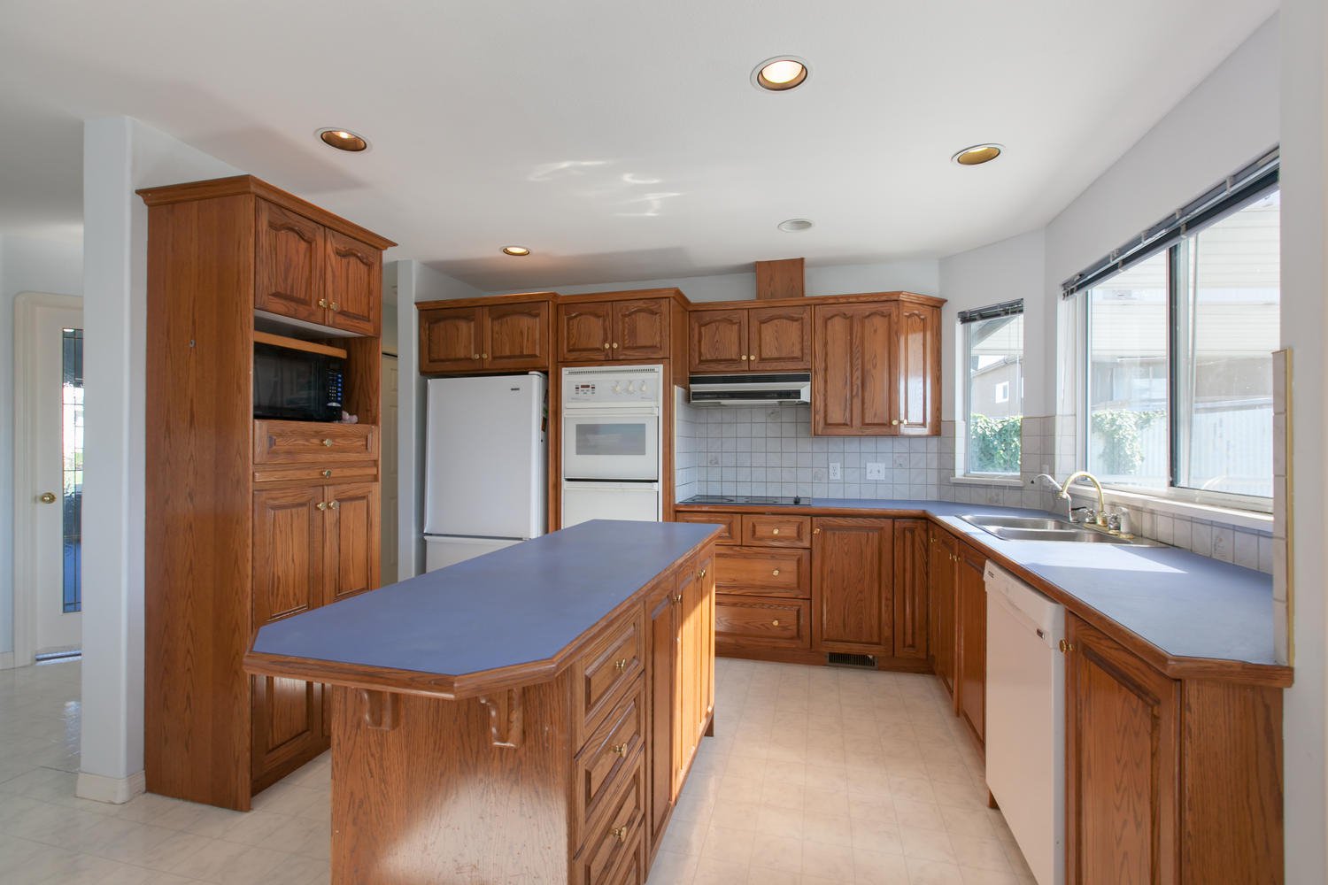 Room in House for Rent - 4864 Watling St, Burnaby, BC 5
