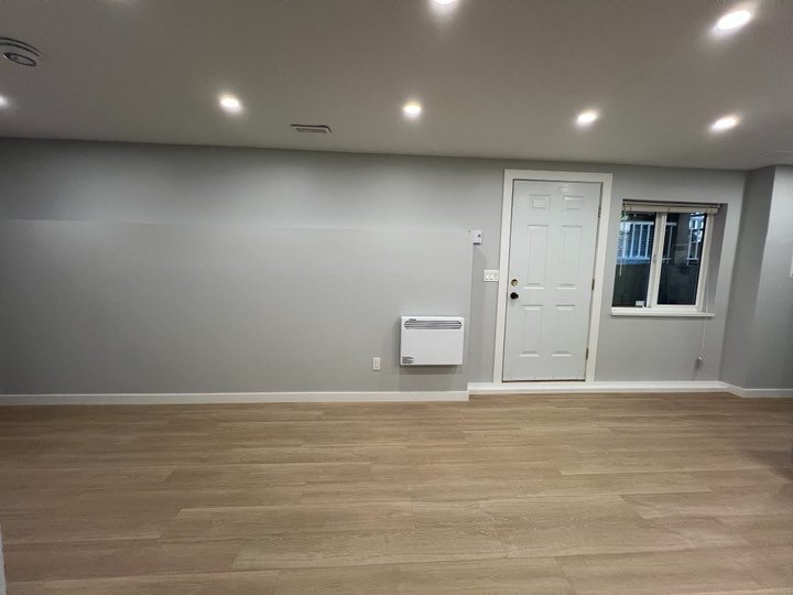 2 Bedroom Private Suite for Rent - Street, Surrey, BC 3