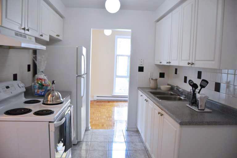 2 Bedroom Apartment for Rent - 2020-2077 Barsuda Drive, 2025 Ambridge Court, Mississauga, ON 2