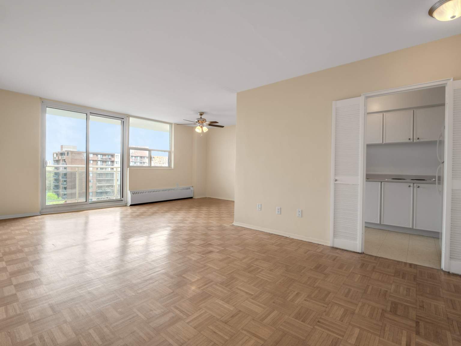 2 Bedroom Apartment for Rent - 3801 Riverside Drive East, Windsor, ON 3