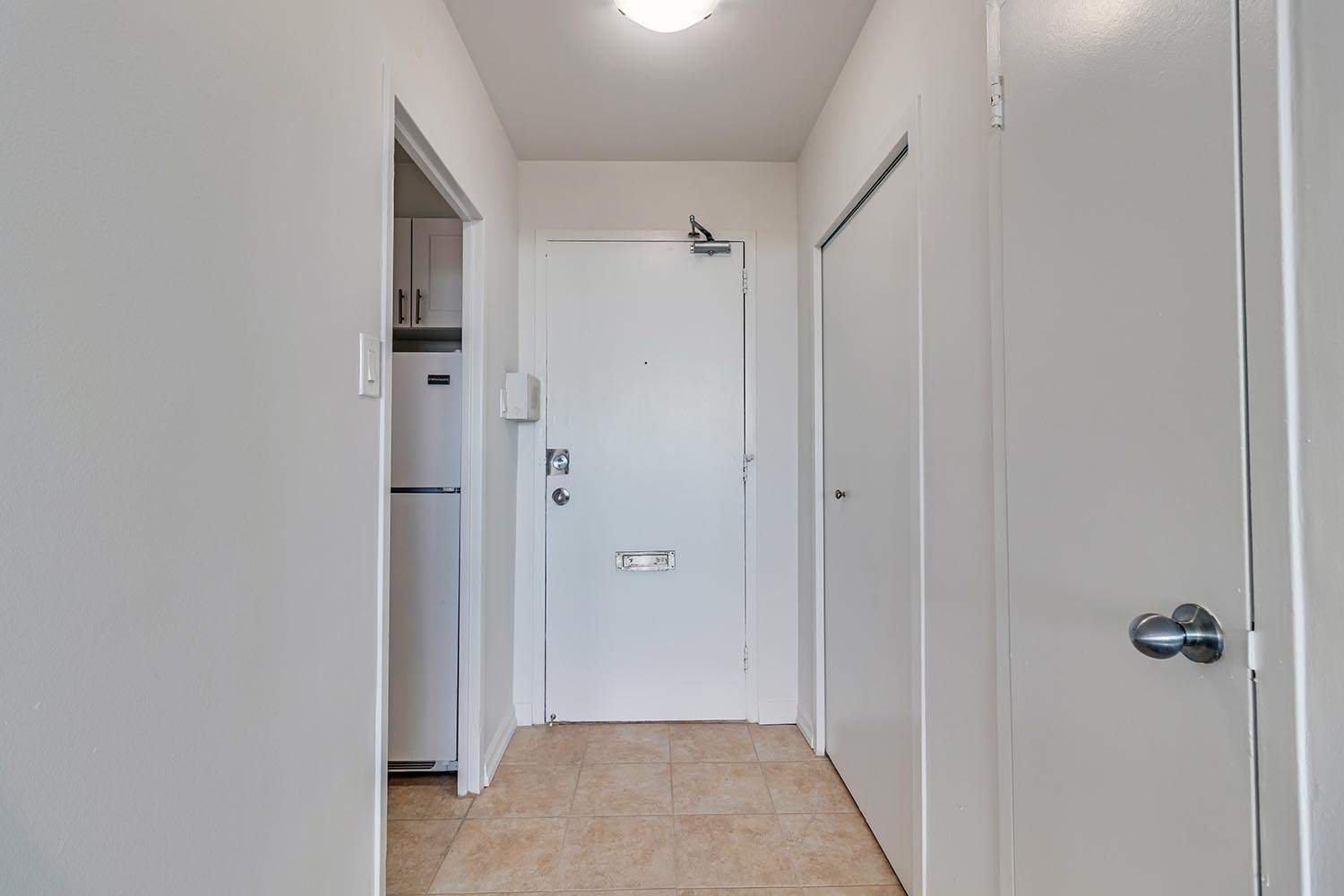 2 Bedroom Apartment for Rent - 190-200 Exbury Road, Toronto, ON 3
