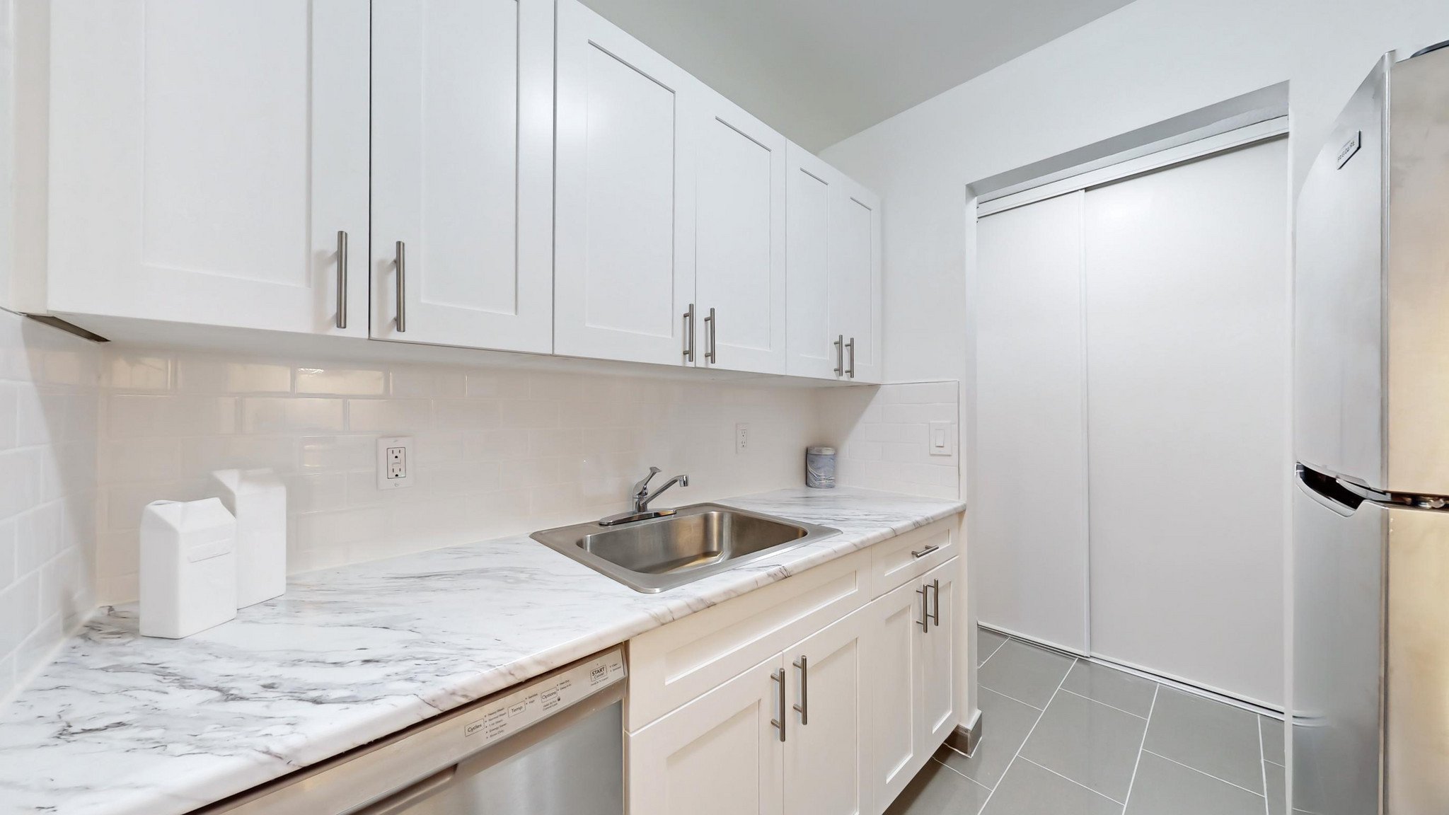 2 Bedroom Apartment for Rent - 405 Sidney Street, Quinte West, ON 3