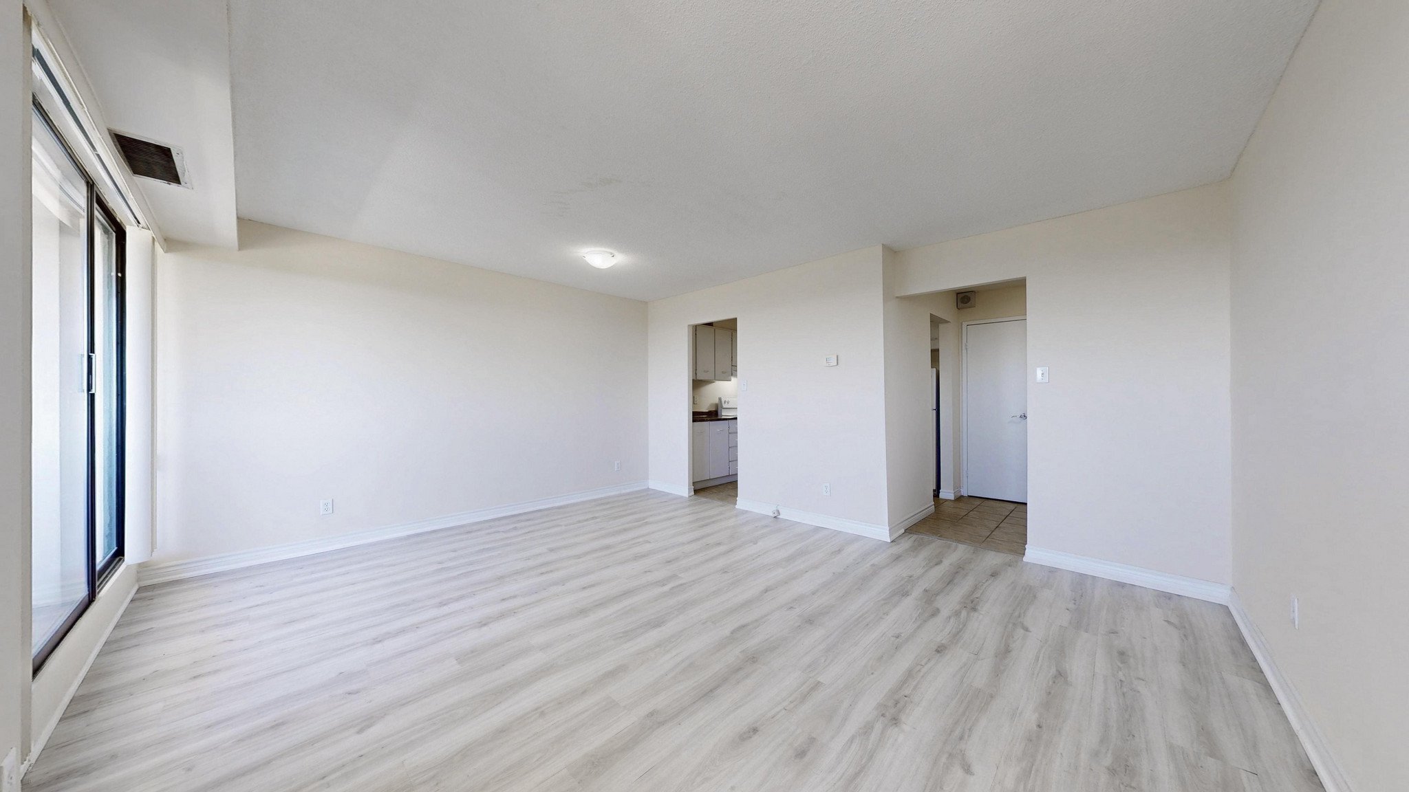Studio Apartment for Rent - 1460 Ghent Avenue, Burlington, ON 4
