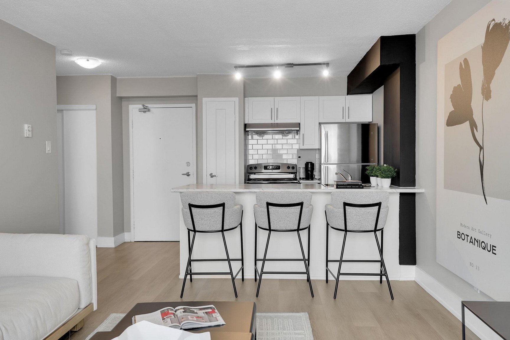 2 Bedroom Apartment for Rent - 2935 Richmond Road, Ottawa, ON 4