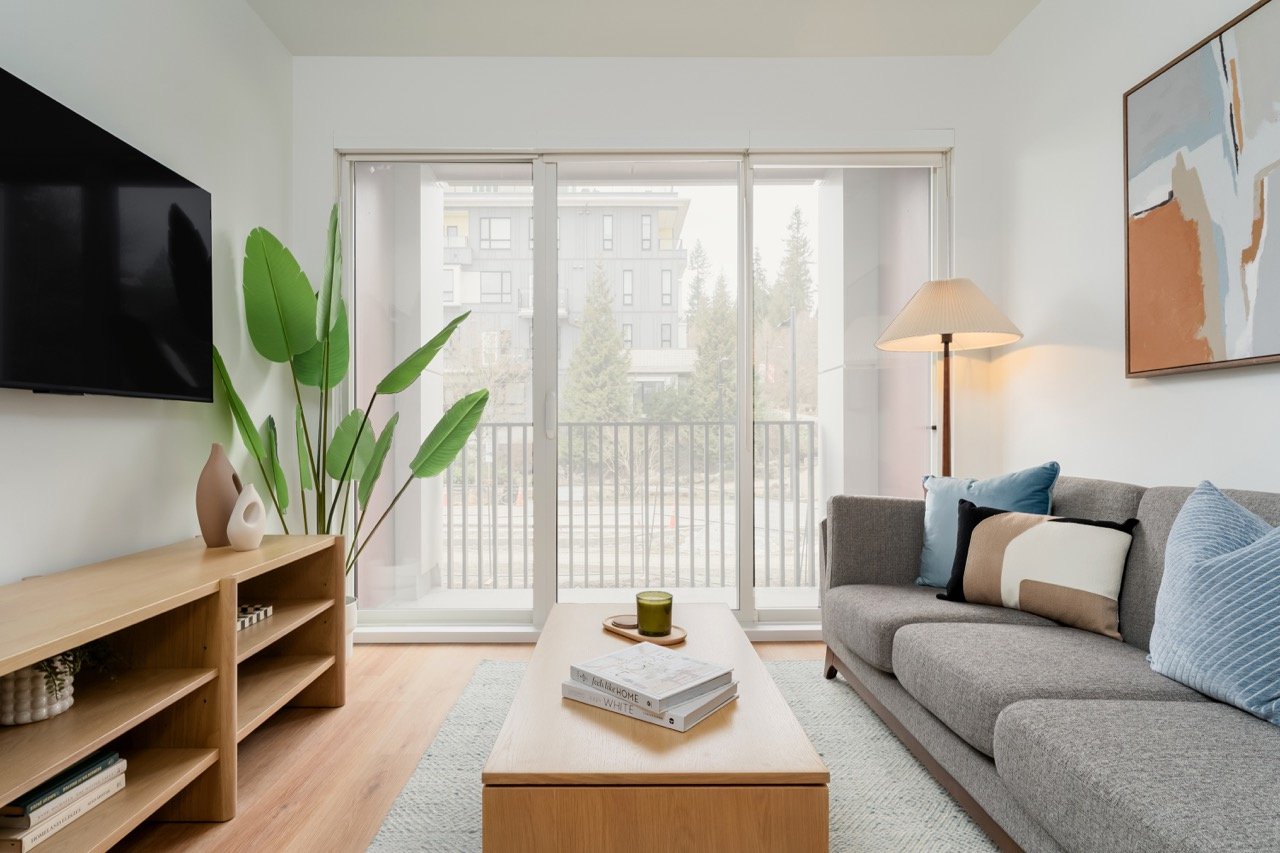 Room in Apartment for Rent - 9516 University Cres, Burnaby, BC 2
