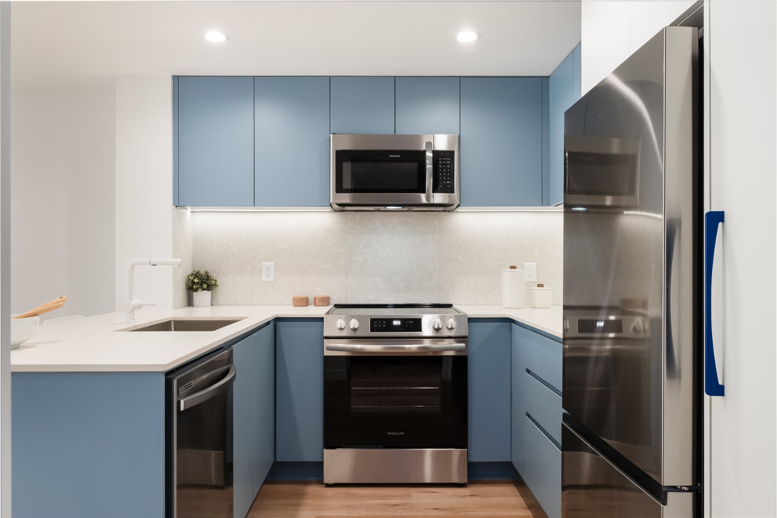 Room in Apartment for Rent - 9516 University Cres, Burnaby, BC 4