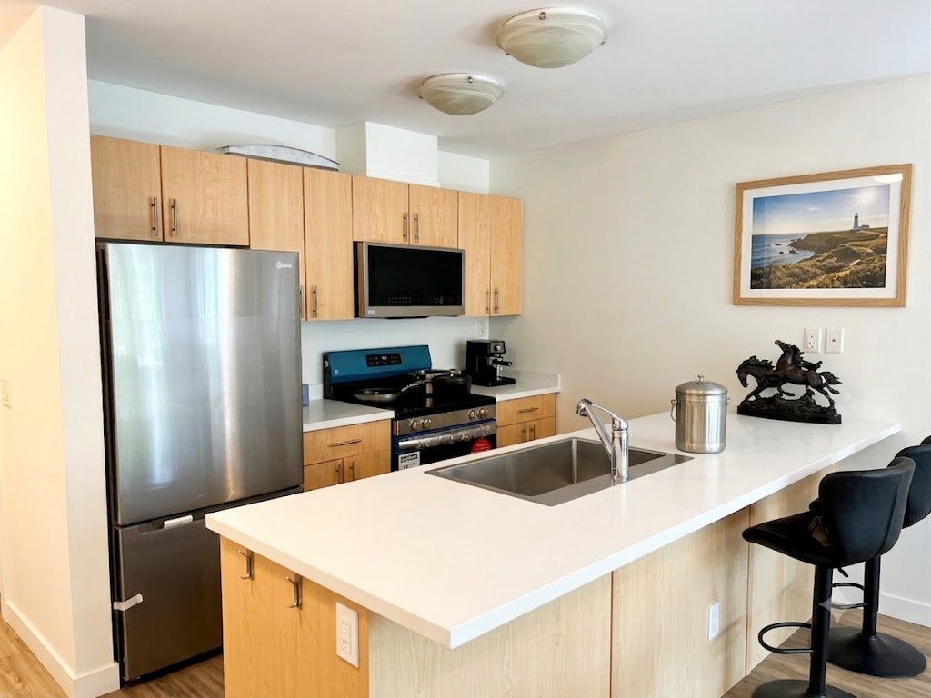 2 Bedroom Apartment for Rent - 201 W 1st St, North Vancouver, BC 2