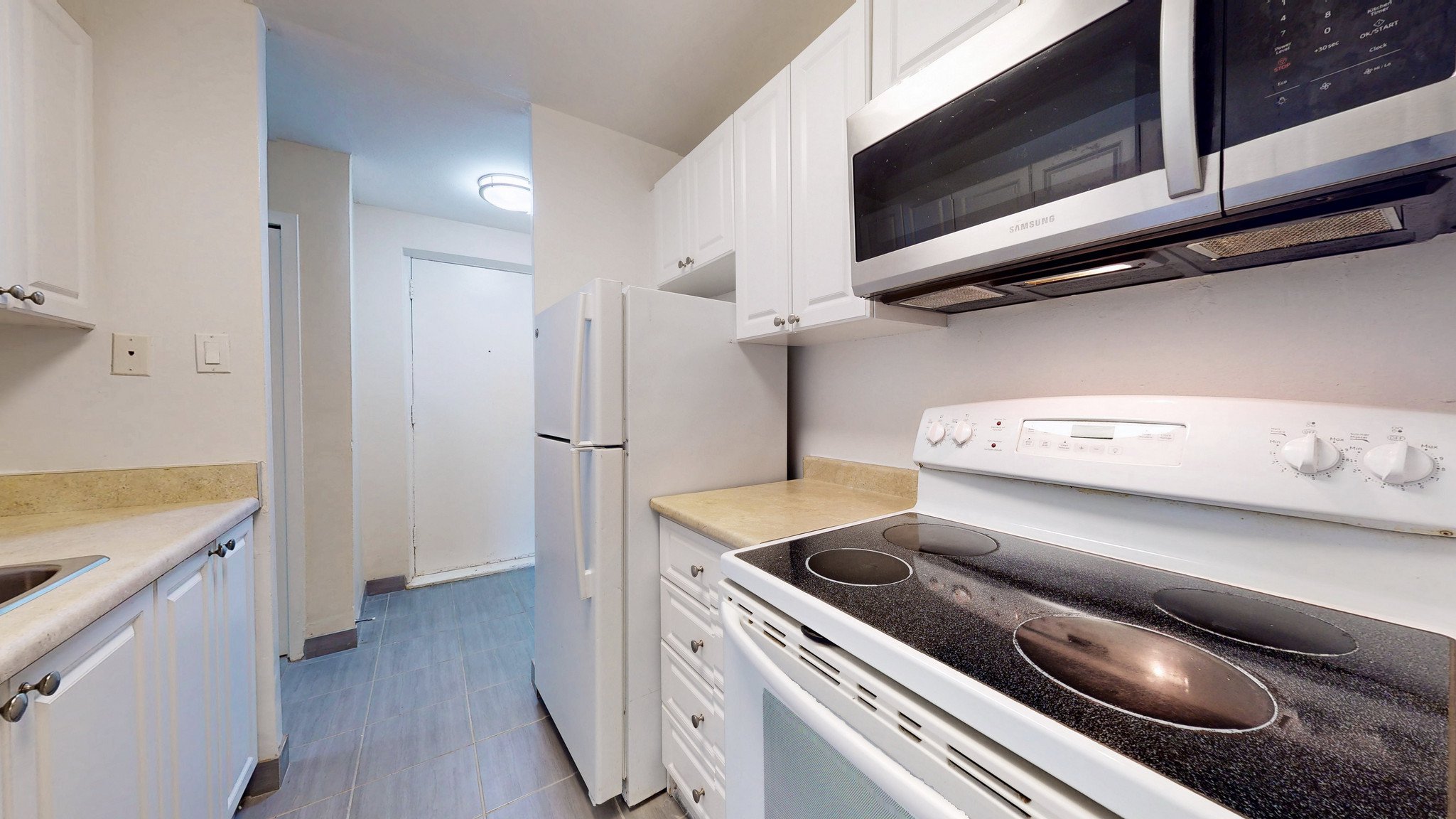 2 Bedroom Apartment for Rent - 22 Elkhorn Drive, North York, ON 2