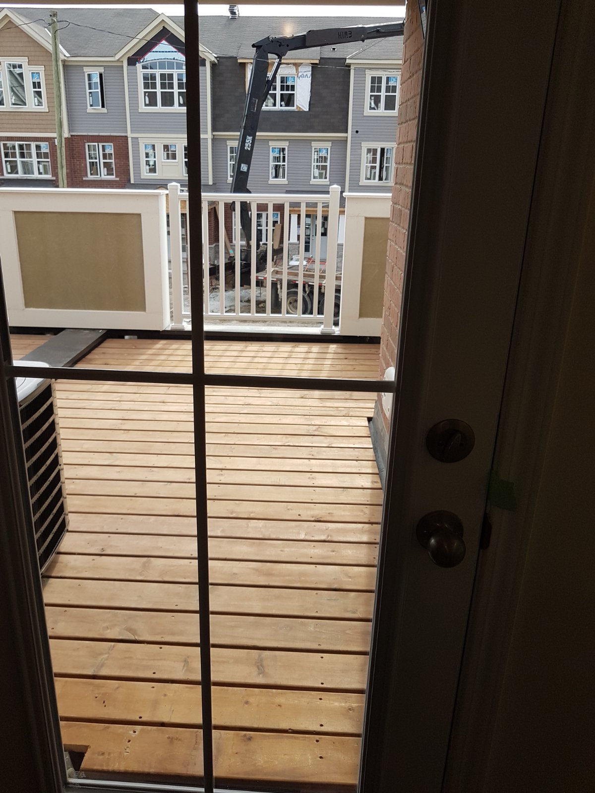 3 Bedroom Townhouse for Rent - 2445 Fall Harvest Cres, Pickering, ON 3