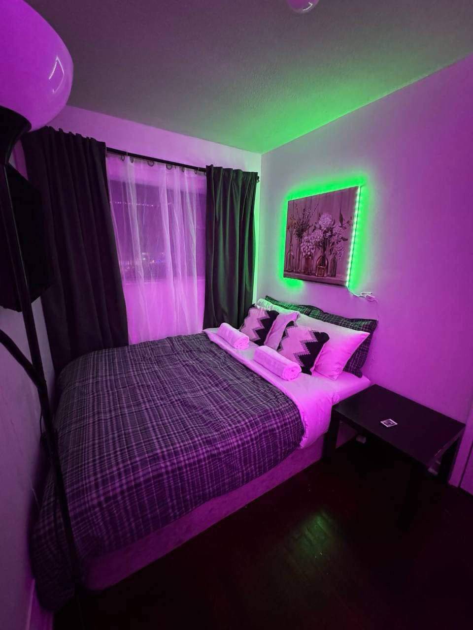 Room in House for Rent - 528 Brookmere Ave, Coquitlam, BC 3