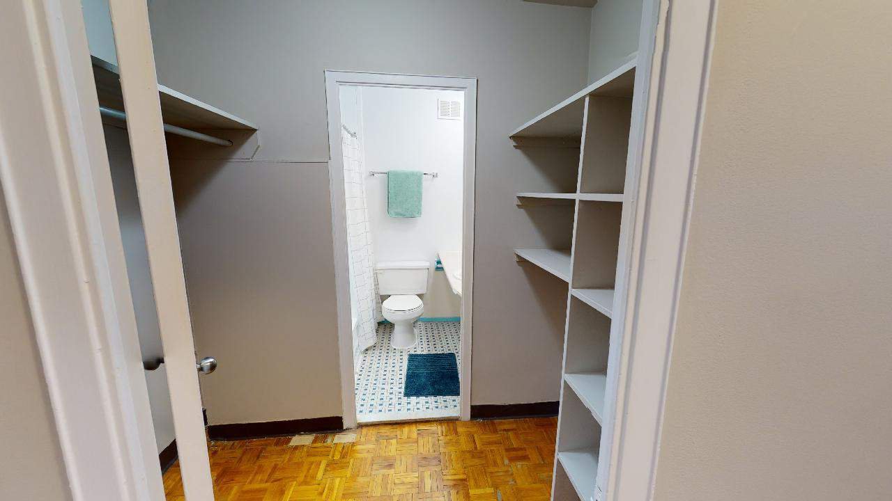 Studio Apartment for Rent - 255  Stewart Street, Ottawa, ON 4