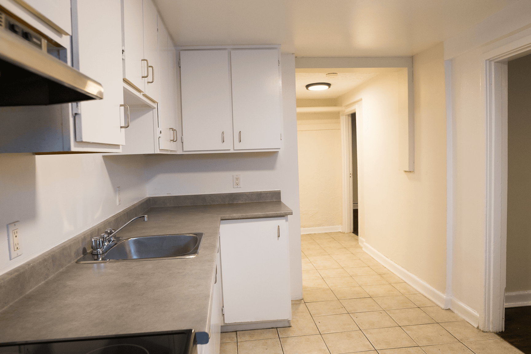 3 Bedroom Apartment for Rent - 233 Nepean Street, Ottawa, ON 3