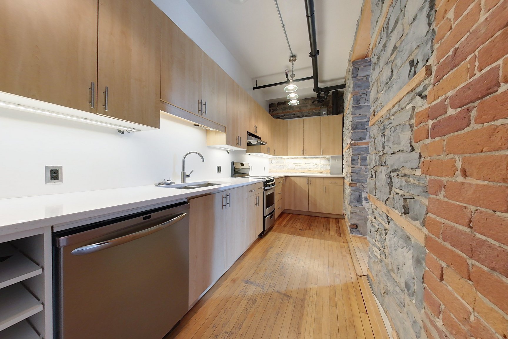2 Bedroom Apartment for Rent - 184 Sydenham Street, Kingston, ON 3