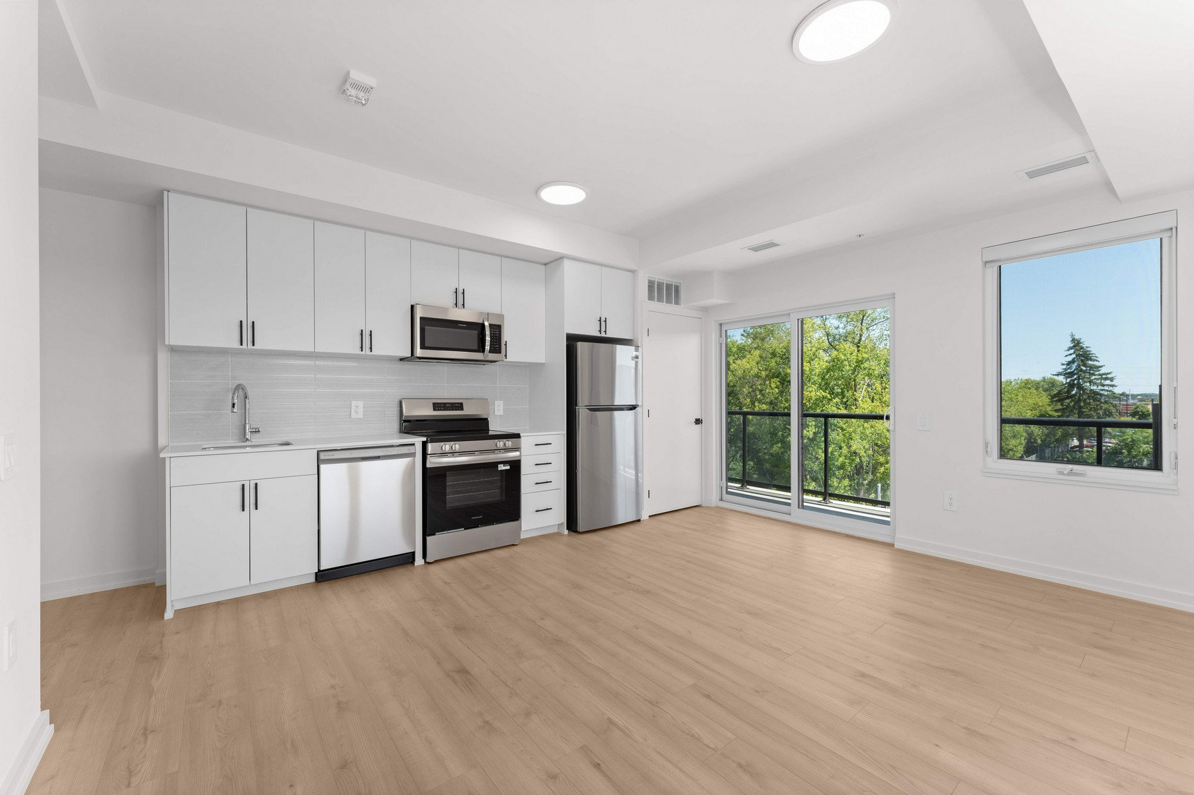 2 Bedroom Apartment for Rent - 125 Steacy Gardens, Brockville, ON 2