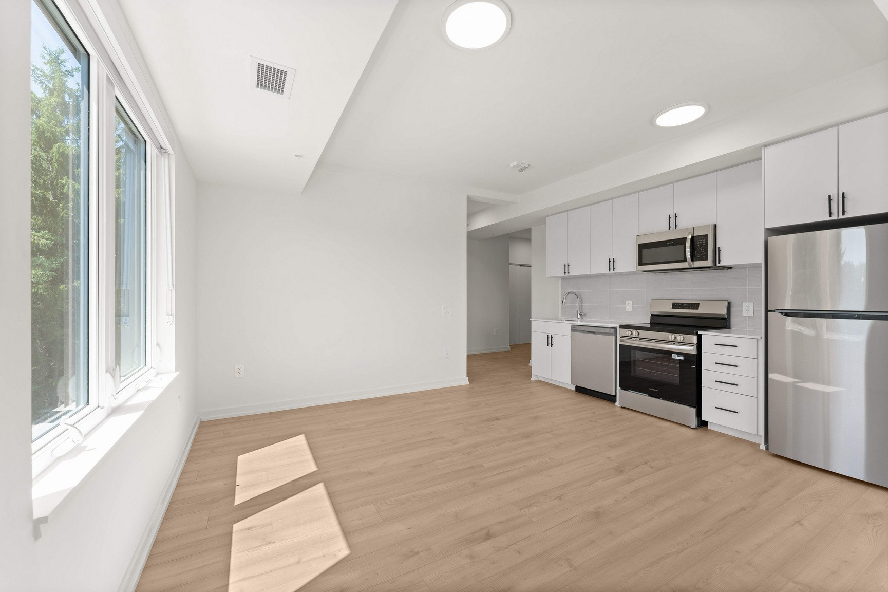 2 Bedroom Apartment for Rent - 125 Steacy Gardens, Brockville, ON 4