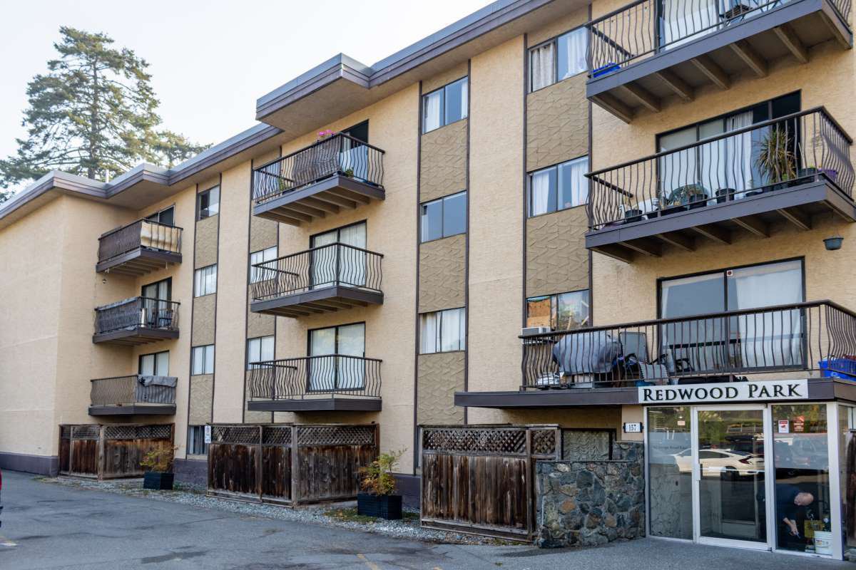 2 Bedroom Apartment for Rent - 215 -221,155,157 & 243 Gorge Road East, Victoria, BC 3
