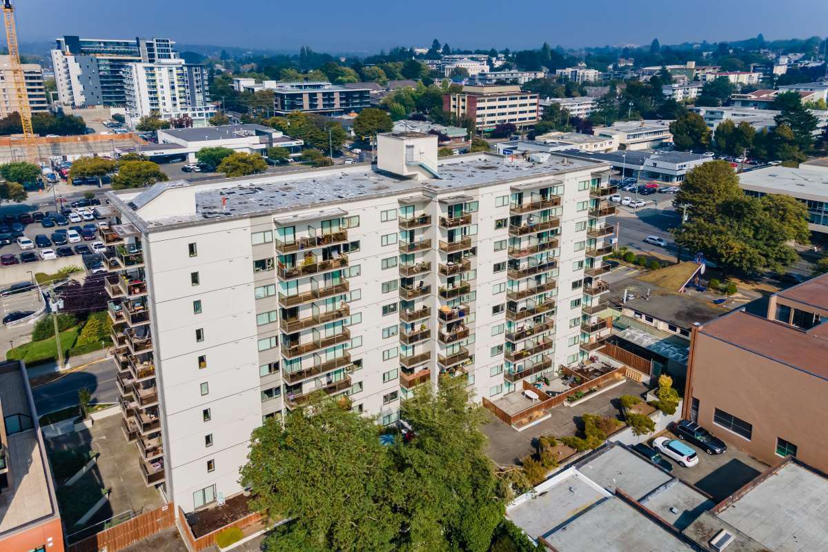 Studio Apartment for Rent - 1039 View Street, Victoria, BC 5