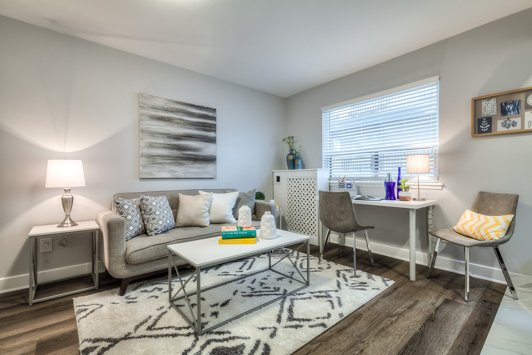 Studio Apartment for Rent - 214 Wellesley Street East, Toronto, ON 2