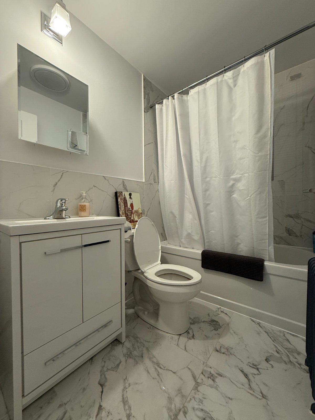 2 Bedroom Apartment for Rent - 46 Hay Ave, Etobicoke, ON 2